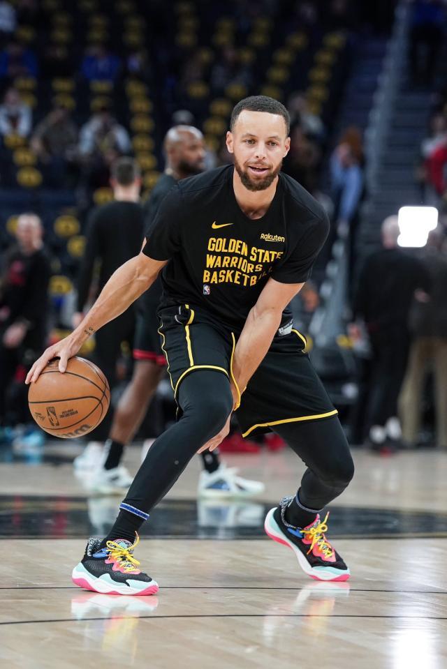 万幸！检查显示库里脚踝伤势不重 勇士盼继续冲刺